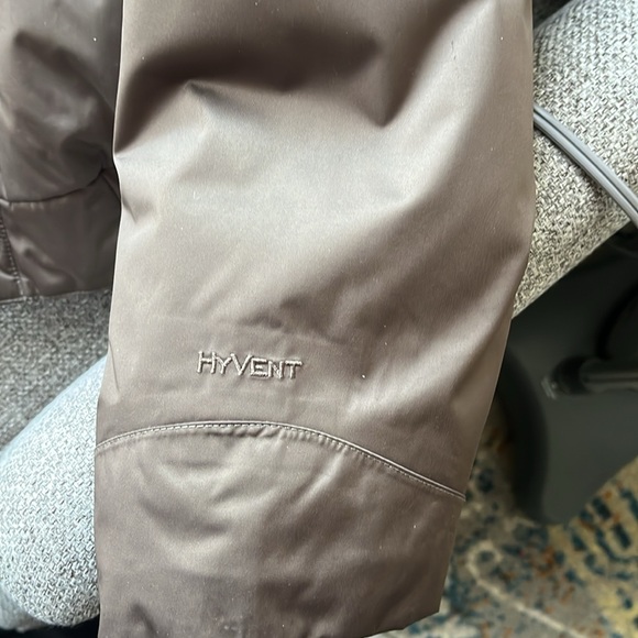 North face Hyvent coat Beautiful Brown cooper color - Picture 10 of 10